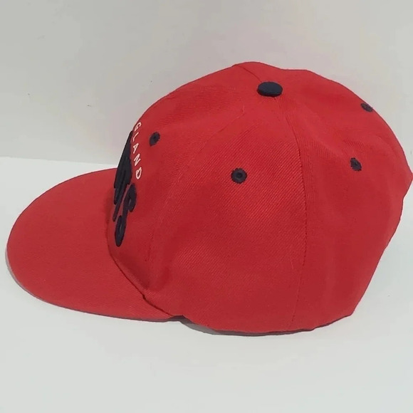 New England Patriots,Budweiser NFL  Red Canvas Mens Snapback Hat. - Picture 2 of 6